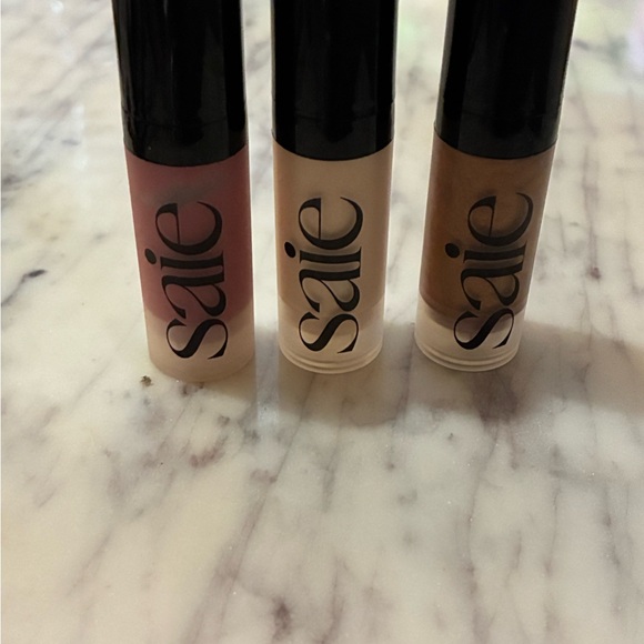 SAIE 3 PIECE Blush & Glow Travel Set - Picture 3 of 6